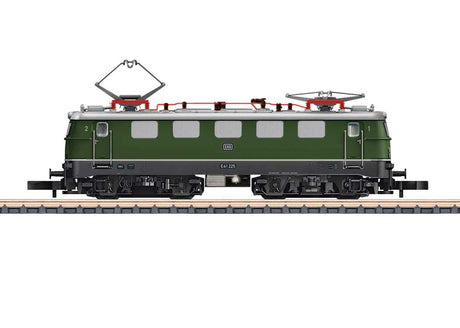 Class E 41 Electric - Standard DC -- German Federal Railroad DB (Era III 1962, green, gray)