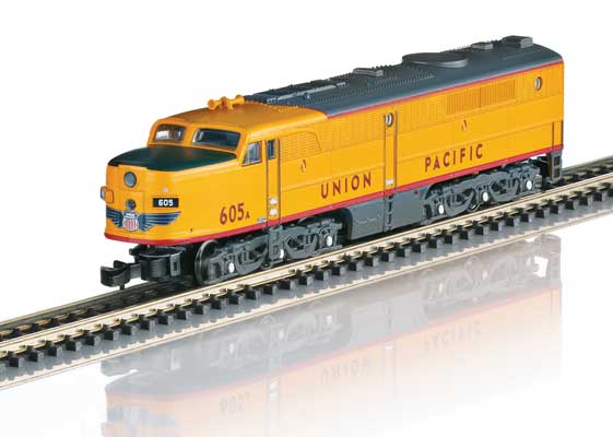 Alco PA1 - Standard DC -- Union Pacific #605A (Armour Yellow, gray, red)-1