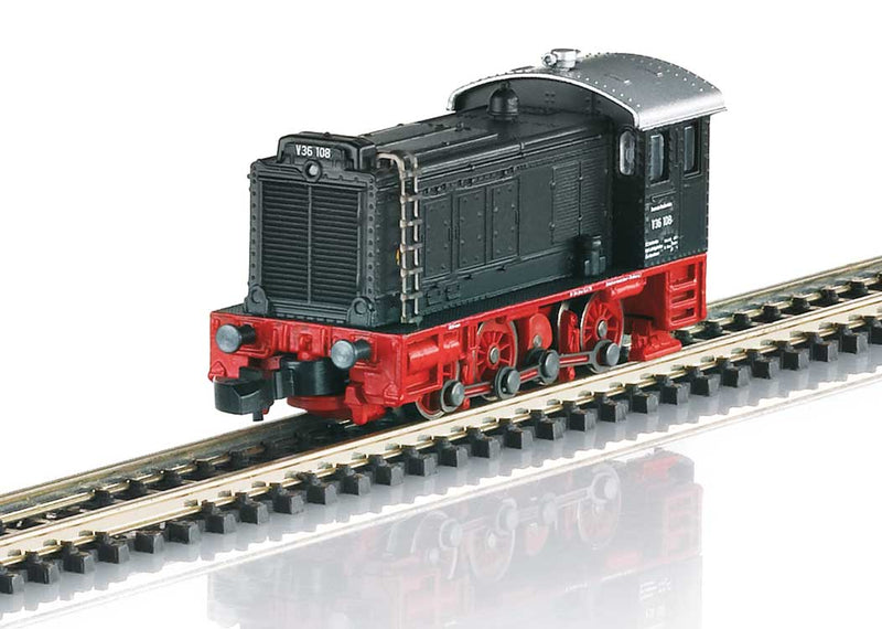 Class V 36 Diesel - Standard DC -- German Railroad DB AG V 36 108 (DB Museum, Era VI, black, red, silver)-1