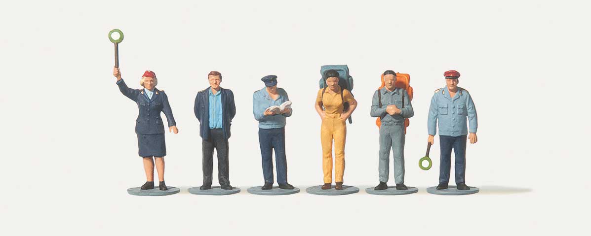 East German Railroad Staff -- pkg(6)