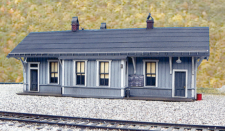 Chesapeake & Ohio Quinnimont Passenger Depot -- 7-1/5 x 5-1/5"