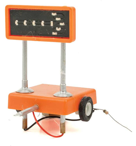 Flashing Highway Arrow Mobile Display -- Single Right w/3v DC Transformer, 5' 30-Gauge Wire