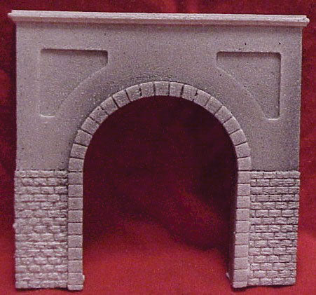 Tunnel Portal - Single Track -- Cut Stone - 4-3/4 x 5"  11.5 x 12.5cm-2