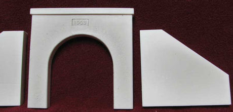 Smooth Concrete Single-Track Tunnel Portal with Wings -- 4-3/4 x 4-5/8"  12.1 x 11.7cm, Opening: 2-15/16 x 3-5/16"