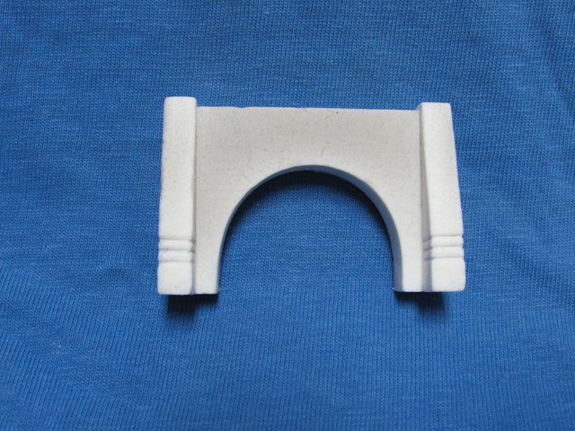 Concrete Auto Tunnel Portal - Cast Resin -- 2-3/8 x 1-1/2" w/1-1/2 x 1-1/8" Opening