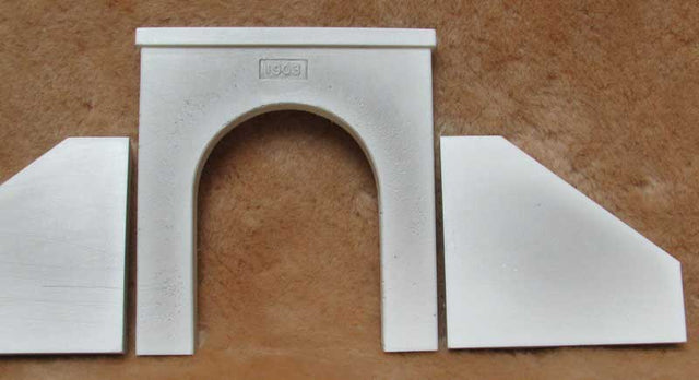 Smooth Concrete Single-Track Tunnel Portal with Wings -- 4-3/4 x 5-1/2"  12.1 x 14cm, Opening: 2-5/16 x 4"  5.9 x 10.2cm