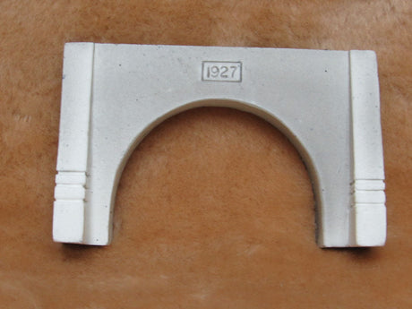 Concrete Mine Tunnel Portal -- Overall: 4-1/8 x 2-5/8"  Opening: 2-3/4 x 1-7/8" (Scale 14 x 10')