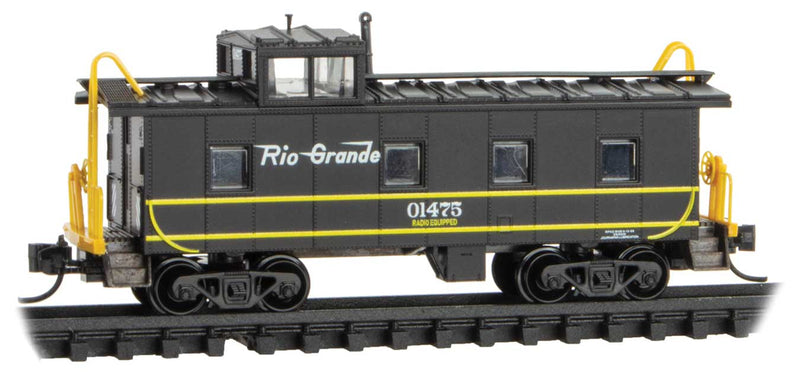 36' Riveted-Steel Cupola Caboose - Ready to Run -- Denver & Rio Grande Western #01475 (black, yellow stripes)