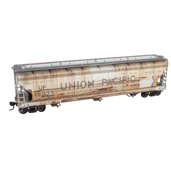 ACF 47' 3-Bay Center-Flow Covered Hopper - Ready to Run - Grit N Grime -- Union Pacific #76029 (Weathered, gray, black, yellow conspicuity marks)