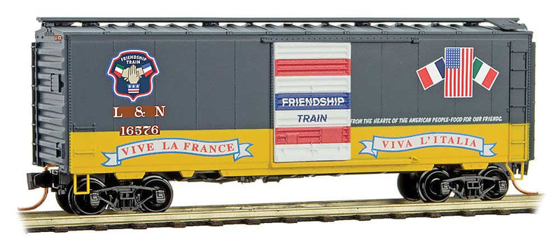 40' Single-Door Boxcar - Ready to Run -- Louisville & Nashville 16576 (blue, yellow, red, white, Friendship Train Ca