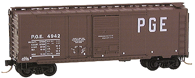40' Plug & Sliding Door Boxcar -- Pacific Great Eastern