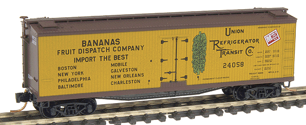 40' Double-Sheathed Wood Reefer w/Vertical Brake Wheel -- Bananas Fruit Dispatch Co. URTX #24058 (Boxcar Red w/Yellow Sides)