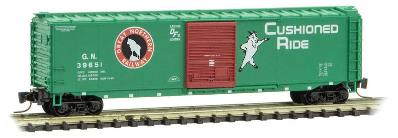 50' Single-Door Boxcar - Ready to Run -- Great Northern 39651 (Jade Green, red, Standing Rocky Logo)