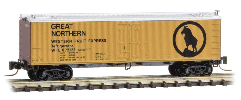 40' Wood-Sheathed Ice Reefer - Ready to Run -- Great Northern WFEX 72122 (yellow, silver, black, Large Rocky Logo)