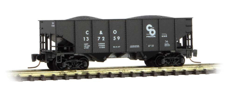 33' 2-Bay Rib-Side Hopper - Ready to Run -- Chesapeake & Ohio 137259 (black, Progress Logo)