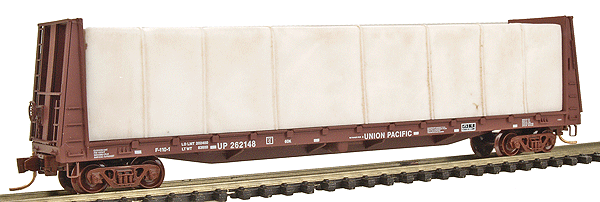 AAR 61' 8" Bulkhead Flatcar w/Load -- Union Pacific #262148