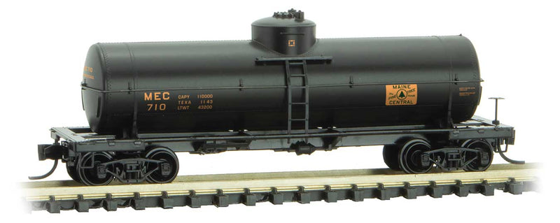 39' Single-Dome Tank Car - Ready to Run -- Maine Central 710 (black, orange)