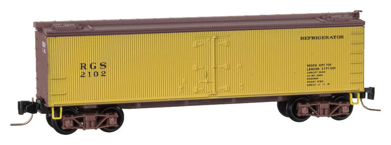 Wood Reefer w/Vertical Brake Wheel - Ready to Run -- Rio Grande Southern #2102 (yellow, Boxcar Red)