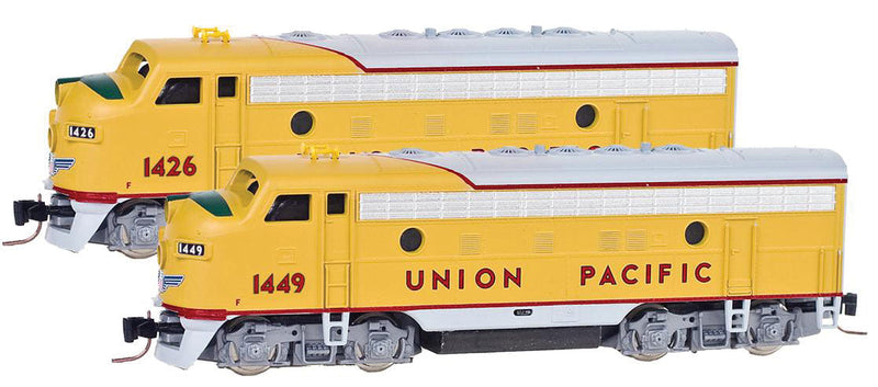 EMD F7A - Standard DC -- Union Pacific #1449 (Armour Yellow, gray, red)