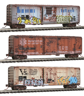 50' Rib-Side Single-Door Boxcar No Roofwalk 3-Car Runner Pack - Ready to Run -- Hartford & Slocomb HS #3938, 5723, 3861 (Weathered, Re-Lettered w/Graffiti)