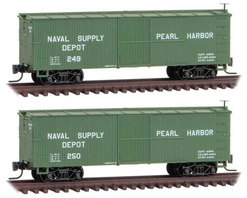 30' Single-Door Wood Boxcar 2-Pack - Ready to Run -- Naval Supply Depot Pearl Harbor (green)