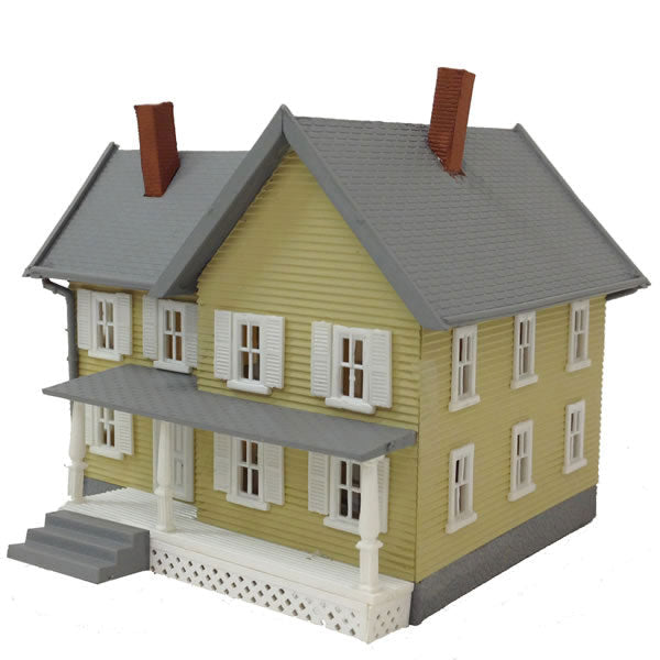 Jackson's House -- Assembled - Lighted w/2 Figures