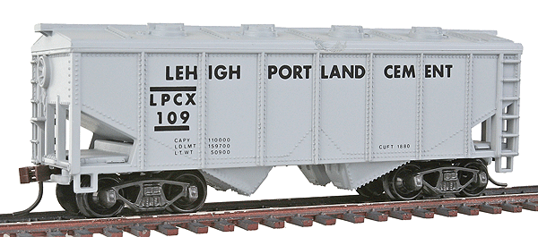 36' 2-Bay Covered Hopper -- Lehigh Portland Cememt