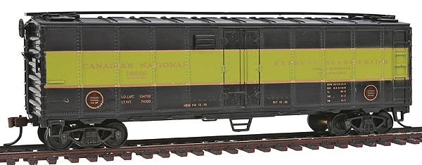 40' Steel Plugdoor Reefer -- Canadian National (Large horizontal green stripe)