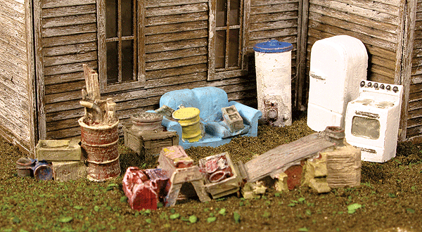 Back Yard Junk - Mini-Tales(TM) -- Kit