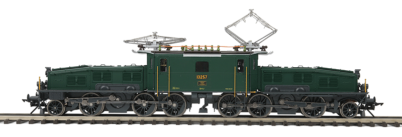 Ce 6/8 II Electric w/Proto-Sound 3.0 & Hi-Rail Wheels - 3-Rail - Premier(R) -- Swiss Federal Railways SBB #13257 (dark green, silver)-1