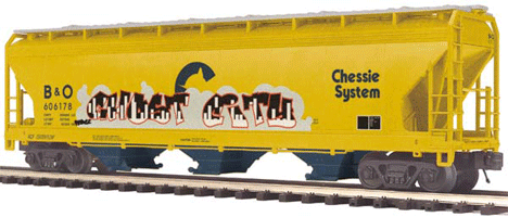 3-Bay Center-Flow Hopper - 3-Rail - Ready to Run - Premier -- Chessie