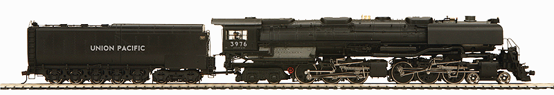 Steam 4-6-6-4 Challenger - Marklin 3-Rail w/Proto-Sound 3E+, Digital & Smoke -- Oil Tender Union Pacific #3976 (black)