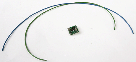 Ultra-Miniature Simulator Circuit Board - DCC & Stationary Use; Input 6-18V DC -- Early-Era Flasher