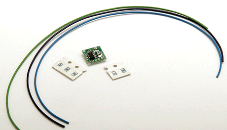 Ultra-Miniature Simulator Circuit Board - DCC & Stationary Use; Input 6-18V DC -- Universal Strobe