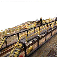 Maintenance Platform -- Kit - Scale 102'  31.1m pkg(2)