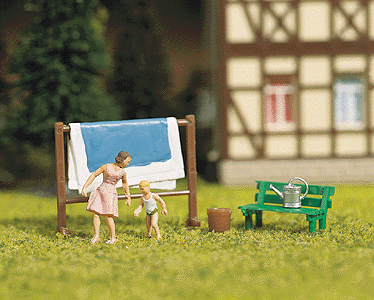 Miniature Scenes -- Spring Cleaning - Includes 2 Figures & Accessories