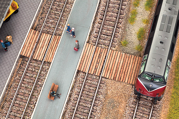 Wood Station Platform Crossing -- Kit - 4-1/8 x 1-9/16"  10.5 x 4cm