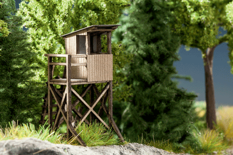 Elevated Deer Stand -- Kit - 1-3/16 x 1-3/16 x 2-1/8"  3 x 3 x 5.4cm