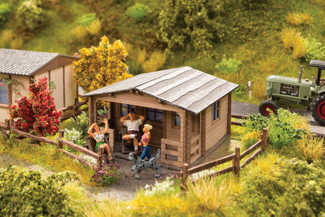 Garden House #2 -- Kit - 2-1/8 x 2-1/16 x 1-5/16"  5.4 x 5.2 x 3.3cm-1