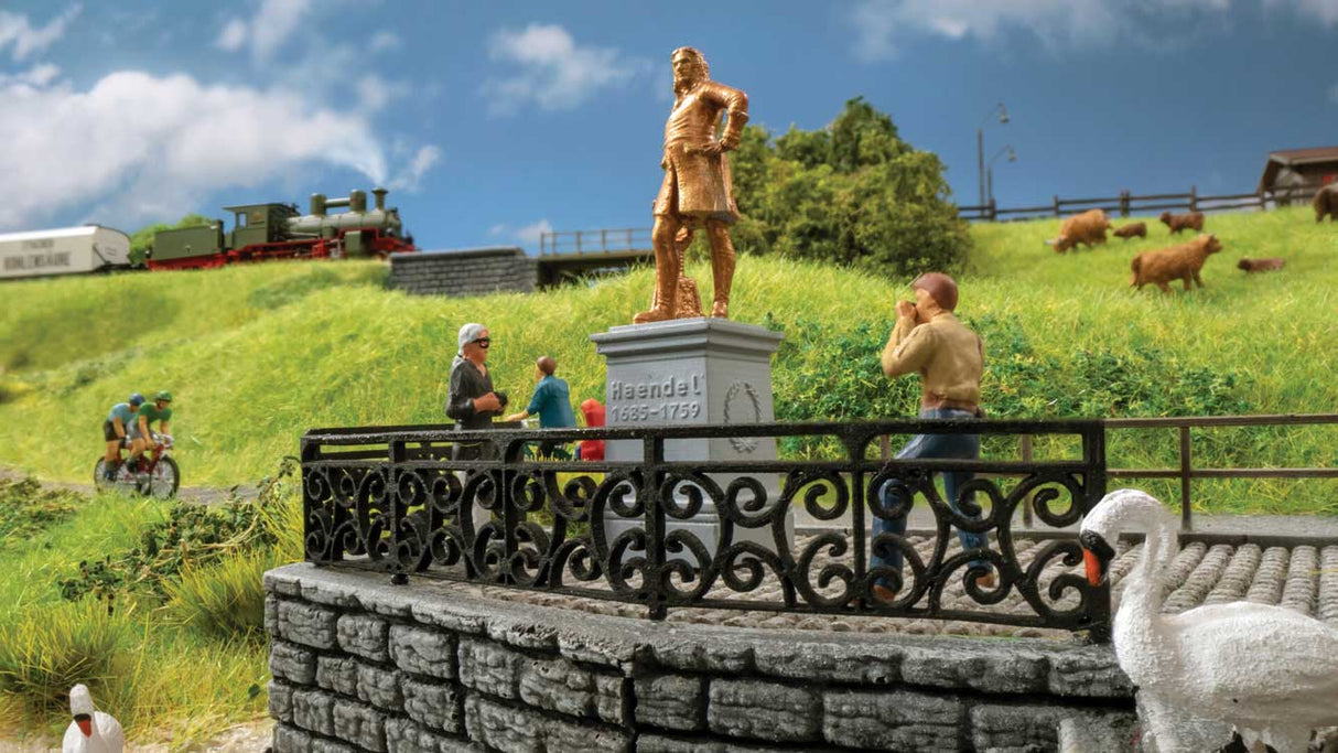Statues/Monuments -- 1 Each: Johannes Gutenberg, Pieta, Frederick the Great, Georg Friedrich Hand-1