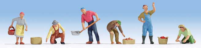 Gardeners -- 6 Figures and Accessories