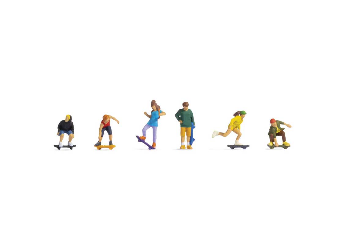 Recreation & Sports -- Skateboarders pkg(6)