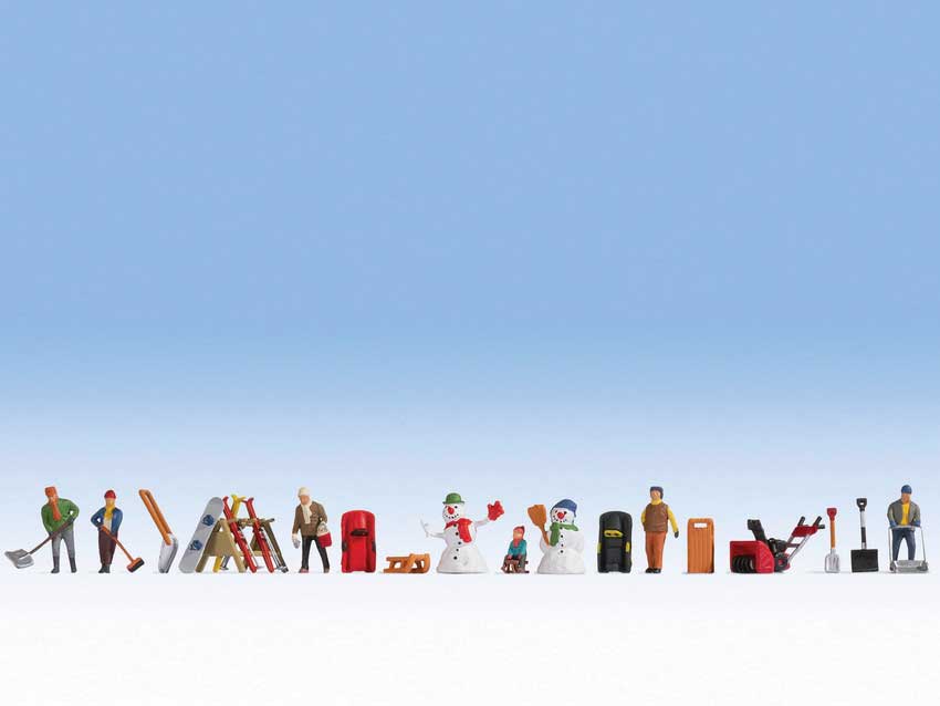Winter's Day with Accessories -- 6 Figures, Winter Accessories