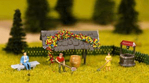 Outdoor Scene - At The Gardens -- Includes 3 Figures & Accessories
