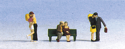Couples Kissing -- pkg(6)