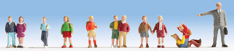 School Class -- 11 Kids & Teacher