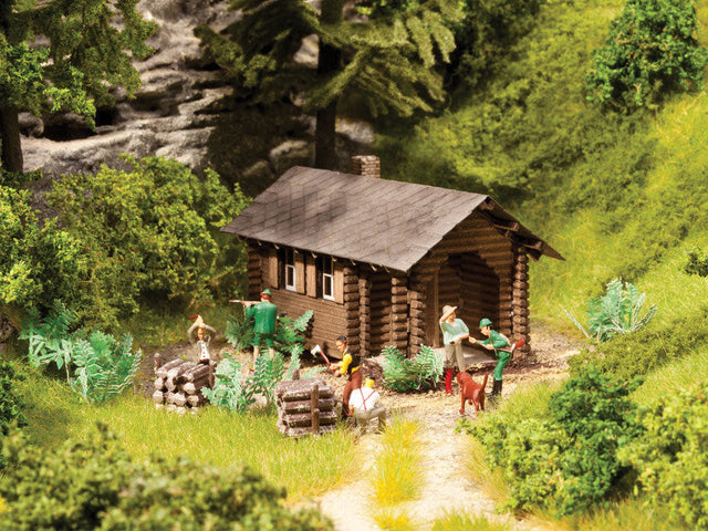 Forest Lodge Set - Kit -- Lodge: 3-1/2 x 1-3/4 x 1-2/3"