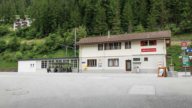 Bergun Train Station -- Laser-Cut Kit - 24-7/16 x 5 x 3-1/2"  62 x 12.6 x 9cm