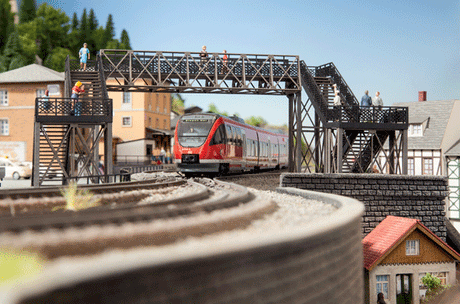 Variable-Length Pedestrian Overhead Bridge -- Laser-Cut Card Kit