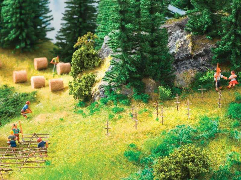 Hay Bales -- Round pkg(18)